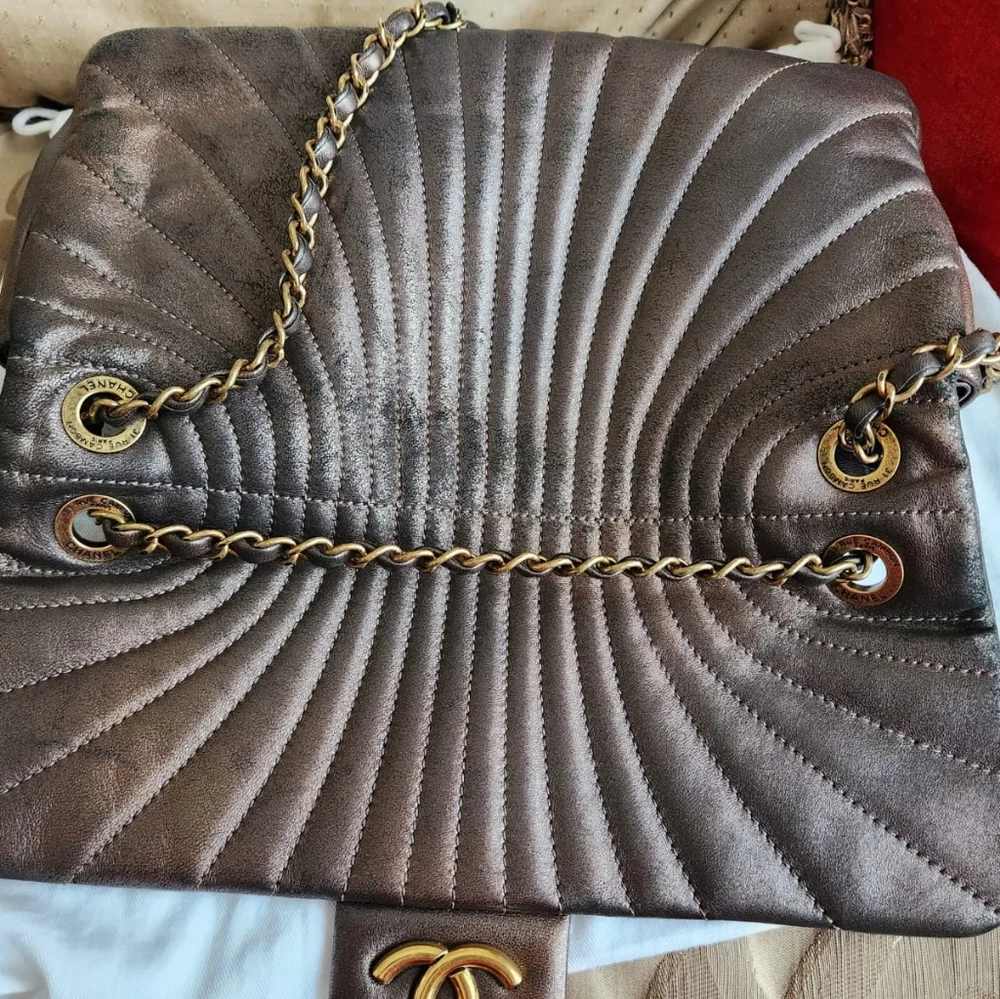 Chanel flap bag - Picture 7 of 9